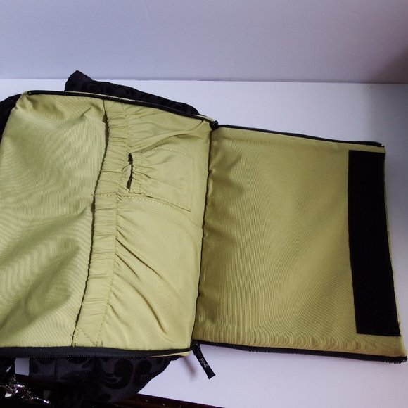 Petunia Pickle Bottom Baby Diaper Bag - Picture 4 of 11